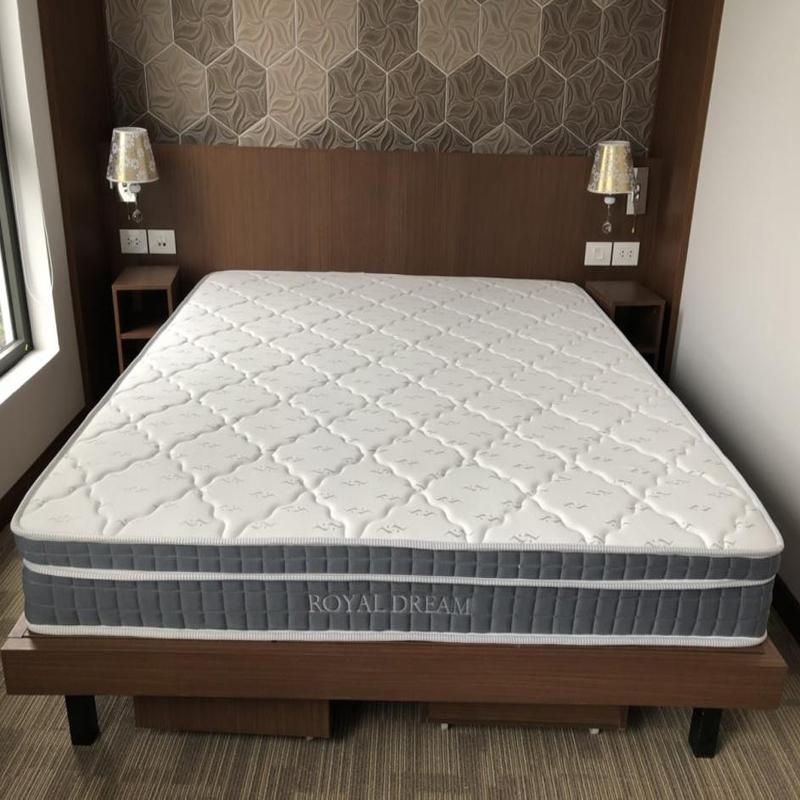 Đệm lò xo túi độc lập Royal Dream-12