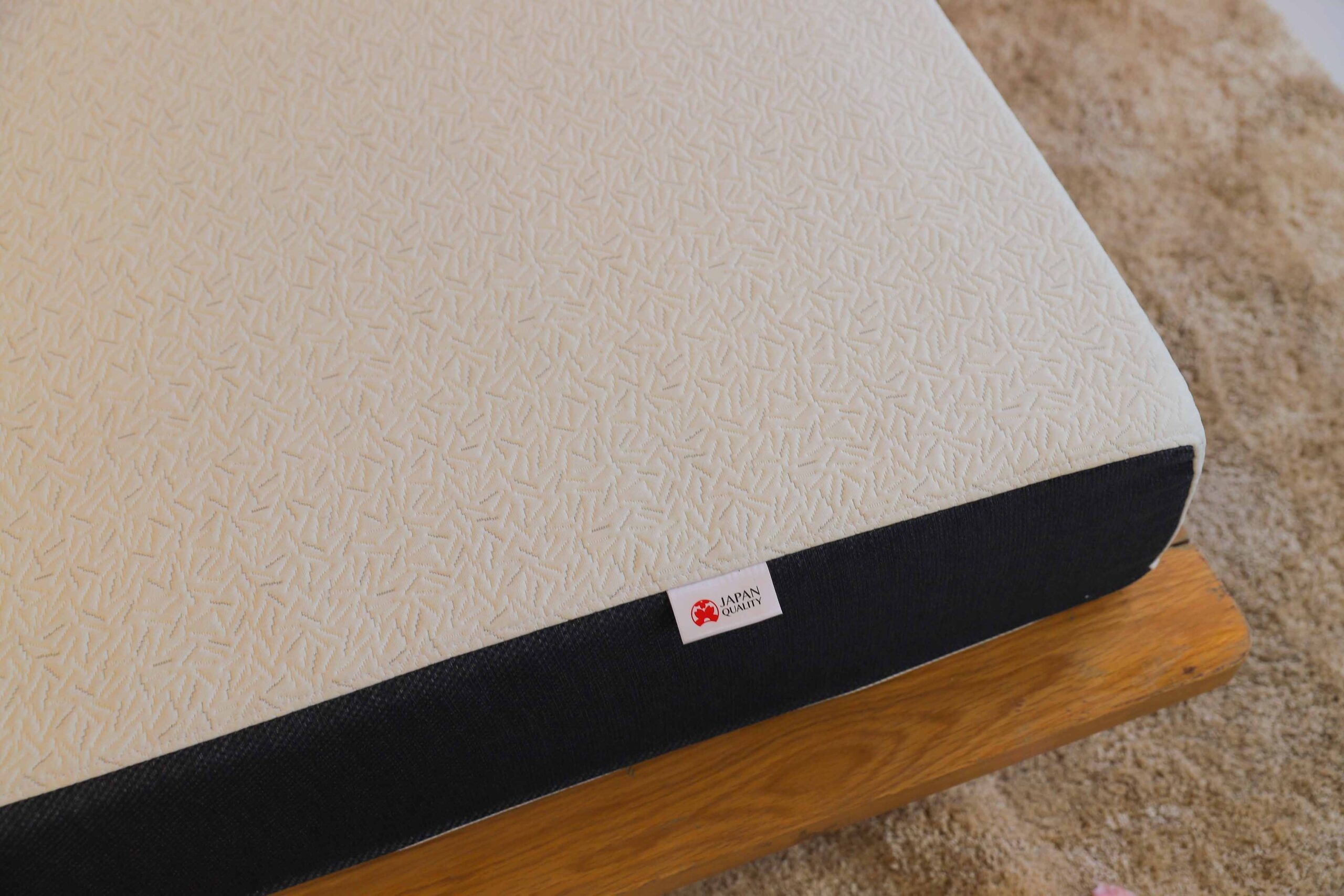 Đệm foam đa tầng Massage Inoac Oyasumi 7 zone-2