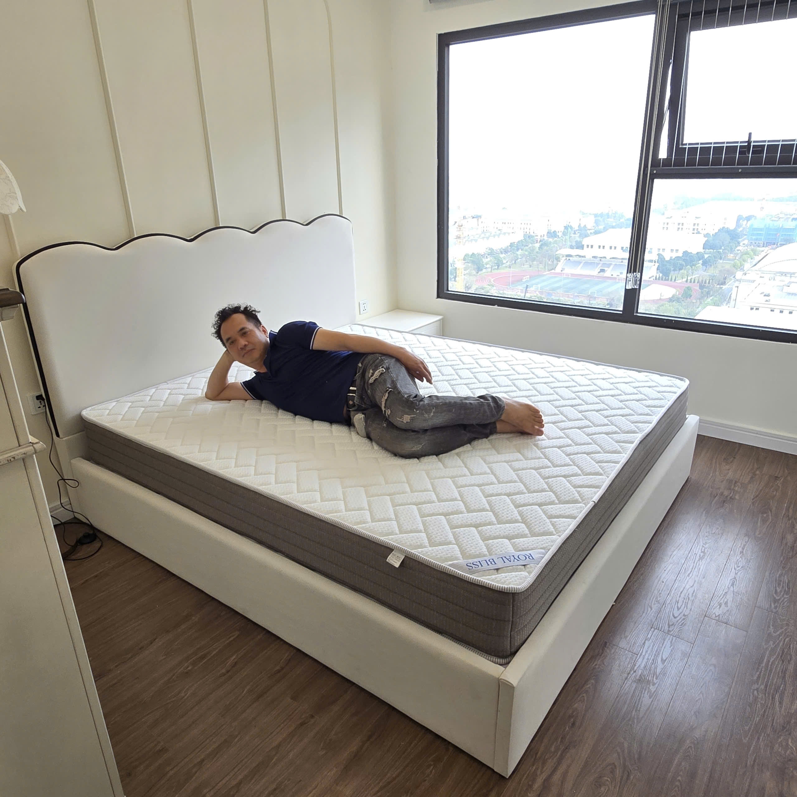 Đệm lò xo liên kết Royal Bliss-1
